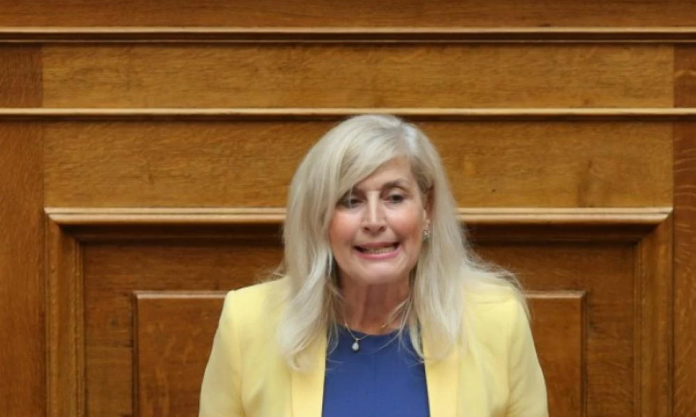 «Μαλλιά κουβάρια» Αυλωνίτου-Φουρθιώτης: Συνελήφθη η βουλευτής του ΣΥΡΙΖΑ
